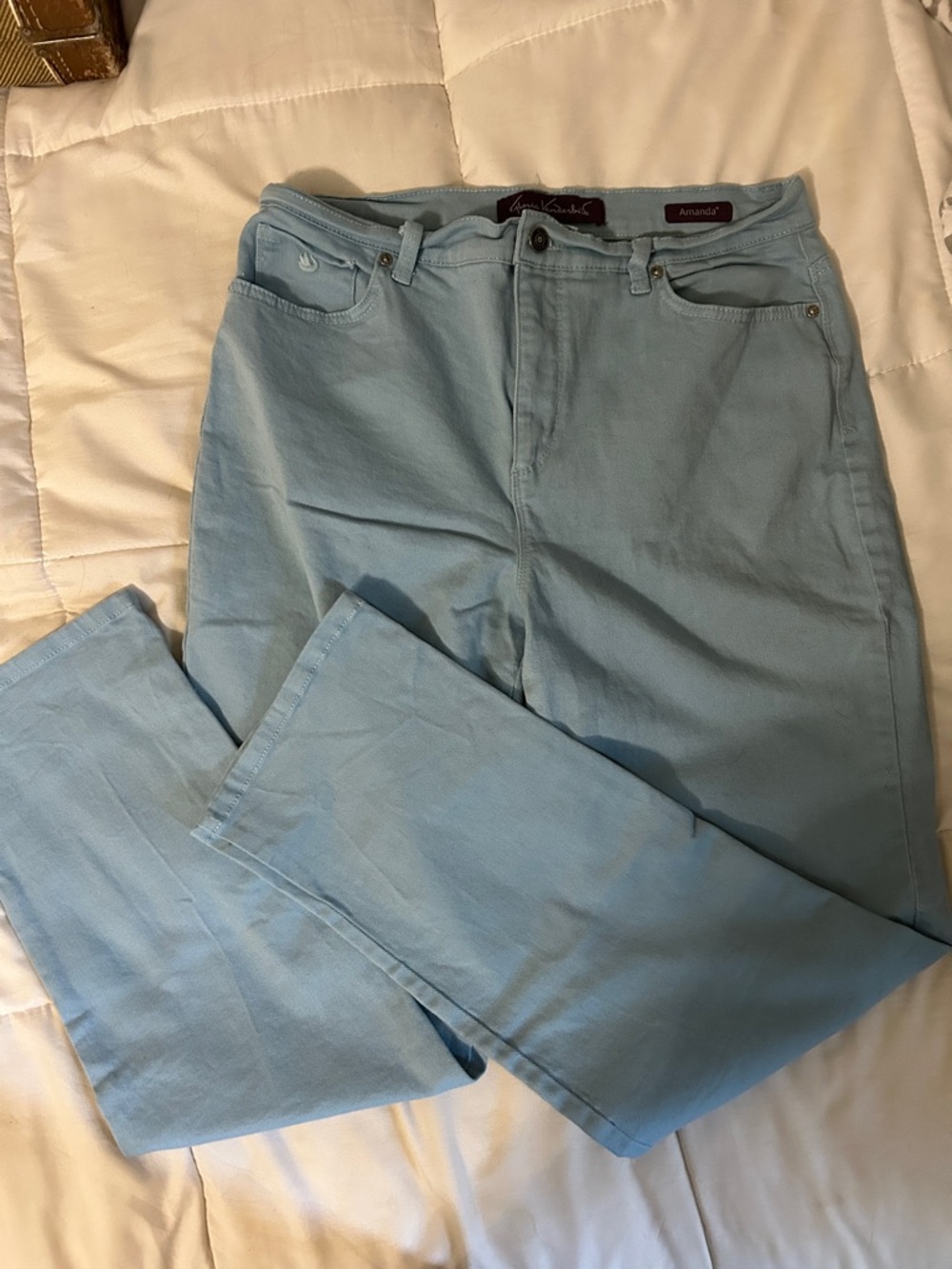 Gloria Vanderbilt Light Blue Straight Leg Jeans